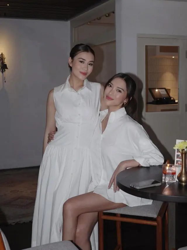 6 Inspirasi Gaya Aaliyah Massaid Pakai Dress Putih, Elegan dan Modern