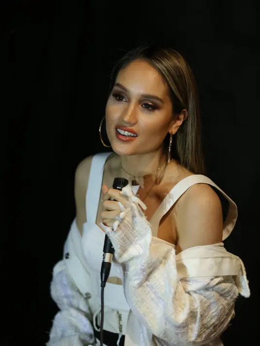 Cinta Laura (Daniel Kampua/Fimela.com)