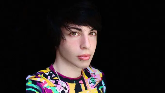 Photo: Copyright oddyticentral.com