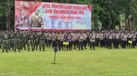 Apel pasukan TNI Polri yang akan bertugas melakukan pengamanan TPS di Balai Kota Depok, Senin (7/12/2020). (Foto: Liputan6/Dicky Agung Prihanto)