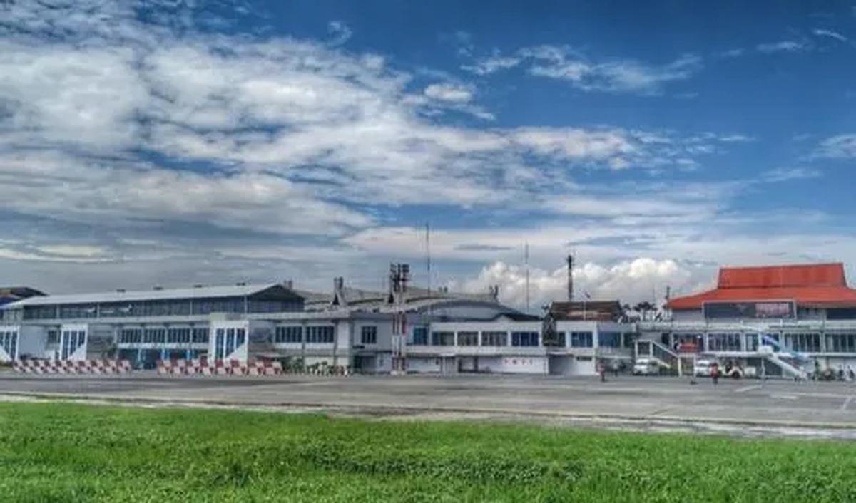 Proyek pembangunan dan perluasan mencakup perluasan terminal penumpang dari 5.000 meter persegi menjadi 17.000 meter persegi.