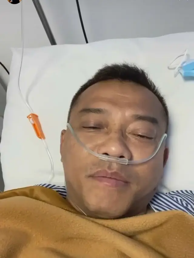 6 Potret Kondisi Terbaru Anang Hermansyah Usai Jalani Operasi di Bali