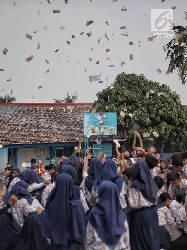 Tung Desem Waringin launching buku
