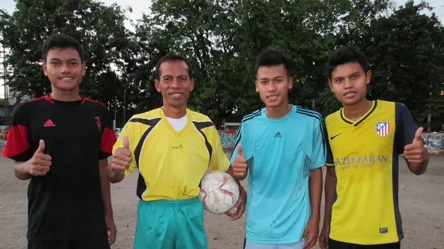 Yusuf Ekodono dan ketiga putranya