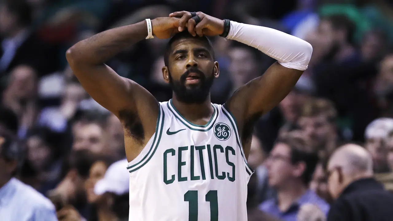 Ekspresi Kekecewaan Kyrie Irving