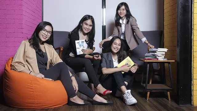 [Fimela] Duta Bahasa