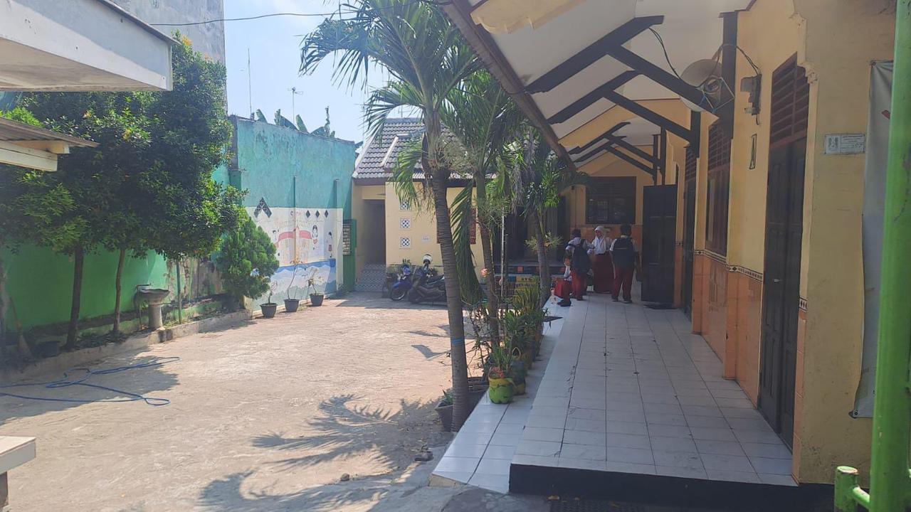 SDN di Kota Tuban Hanya Terima 1 Murid Baru Meski Tawarkan Sepeda Listrik