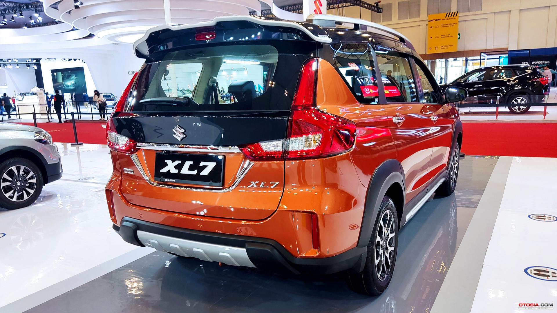Sisi belakang Suzuki XL7 (Otosia.com/Arendra Pranayaditya)