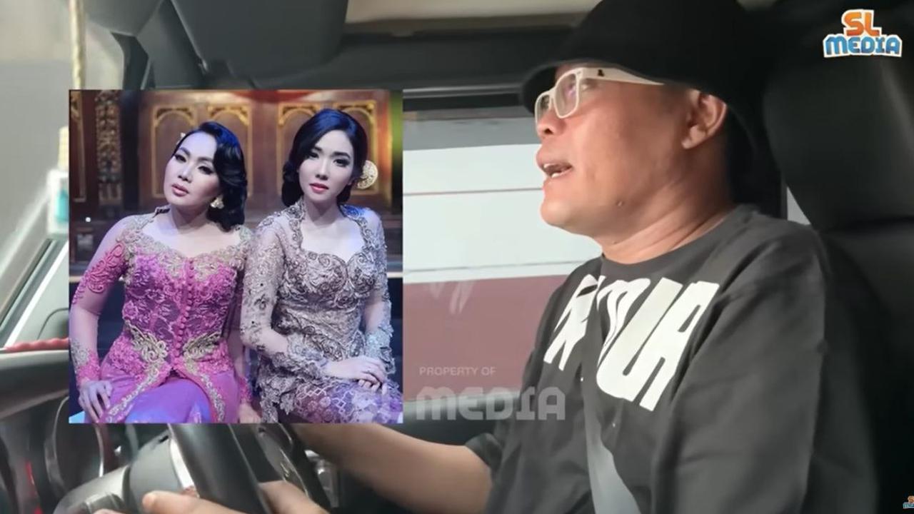 Sule tampak menyetir sendiri mobilnya menuju rumah Dewi Gita. Sule mengaku baru mengetahui jika Dewi Gita tinggal di Buah Batu.<br>