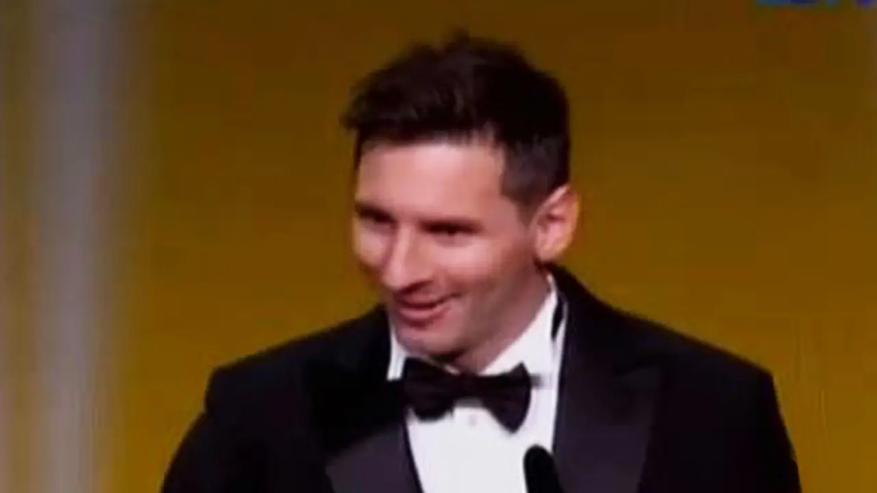 Normalisasi Kali Ciliwung hingga Messi Raih Ballon d'Or 2015