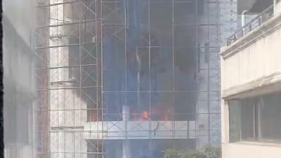Gedung di Cikini Terbakar, 20 Damkar Dikerahkan