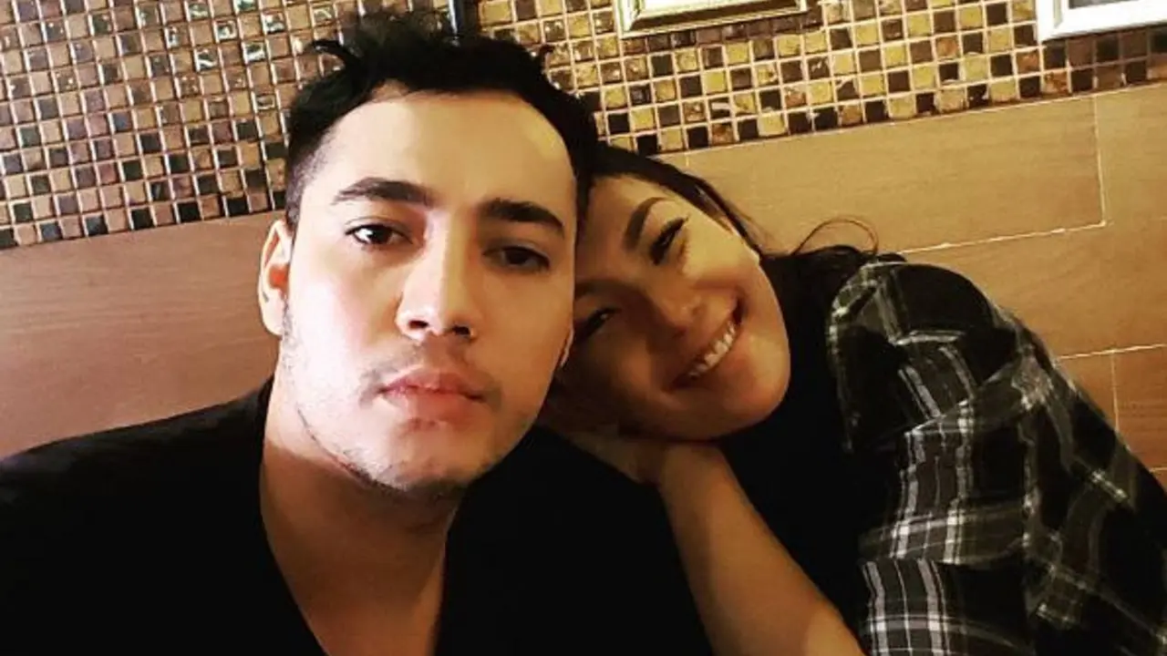 [Bintang] Kalina Oktoranny dan Hendra