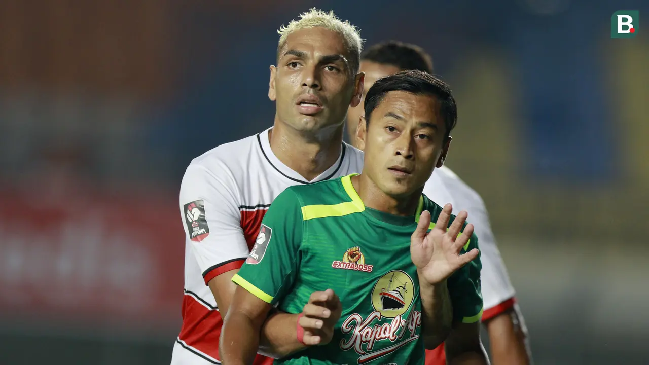 FOTO: Persebaya Raih Kemenangan kedua usai Tundukkan Madura United 2-1 - Rendi Irwan; Samsul Arif