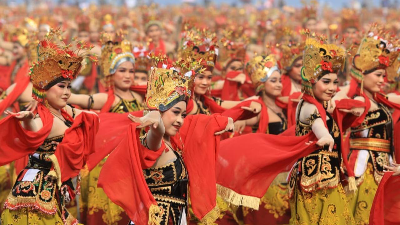 Gandrung Sewu Bawa Berkah Bagi Ratusan UMKM hingga Penginapan