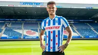 Mees Hilgers resmi pindah dari Twente ke Heerenveen di penghujung bursa transfer musim panas 2026. (Dok. sc-heerenveen.nl)