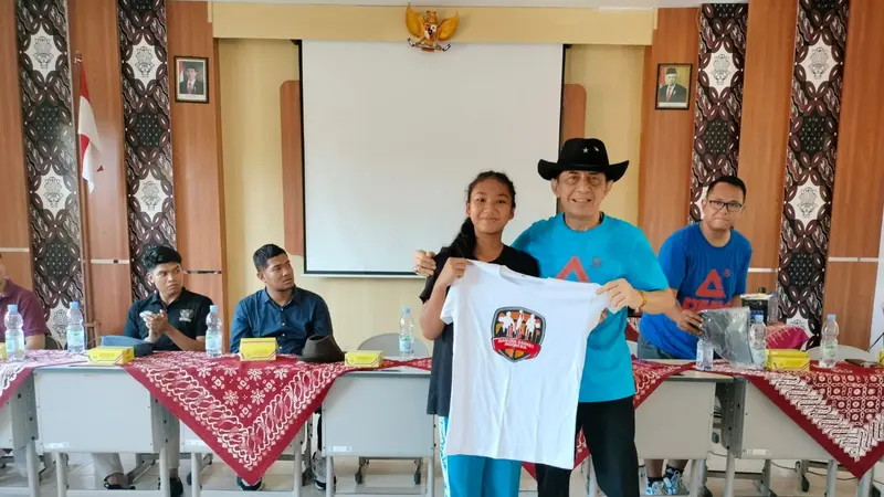 Tokoh Basket Ary Sudarsono Turun Gunung Bantu Pembinaan Usia Dini