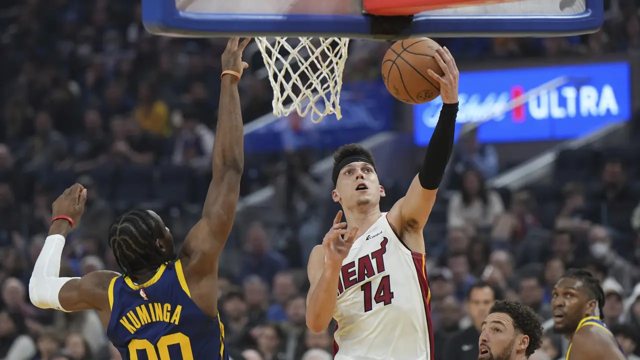 Tyler Herro memimpin Heat mengalahkan Warriors di lanjutan NBA