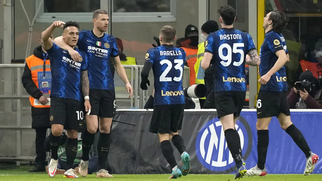 Foto: Sekalinya Ingat Cara Cetak Gol, Inter Milan Babat Habis Salernitana di Liga Italia