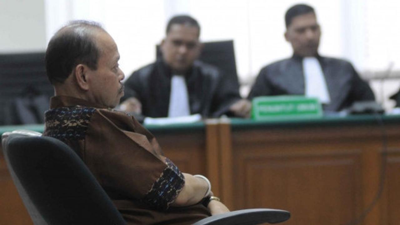 Ini ekspresi Sutan Bhatoegana usai divonis 10 tahun penjara