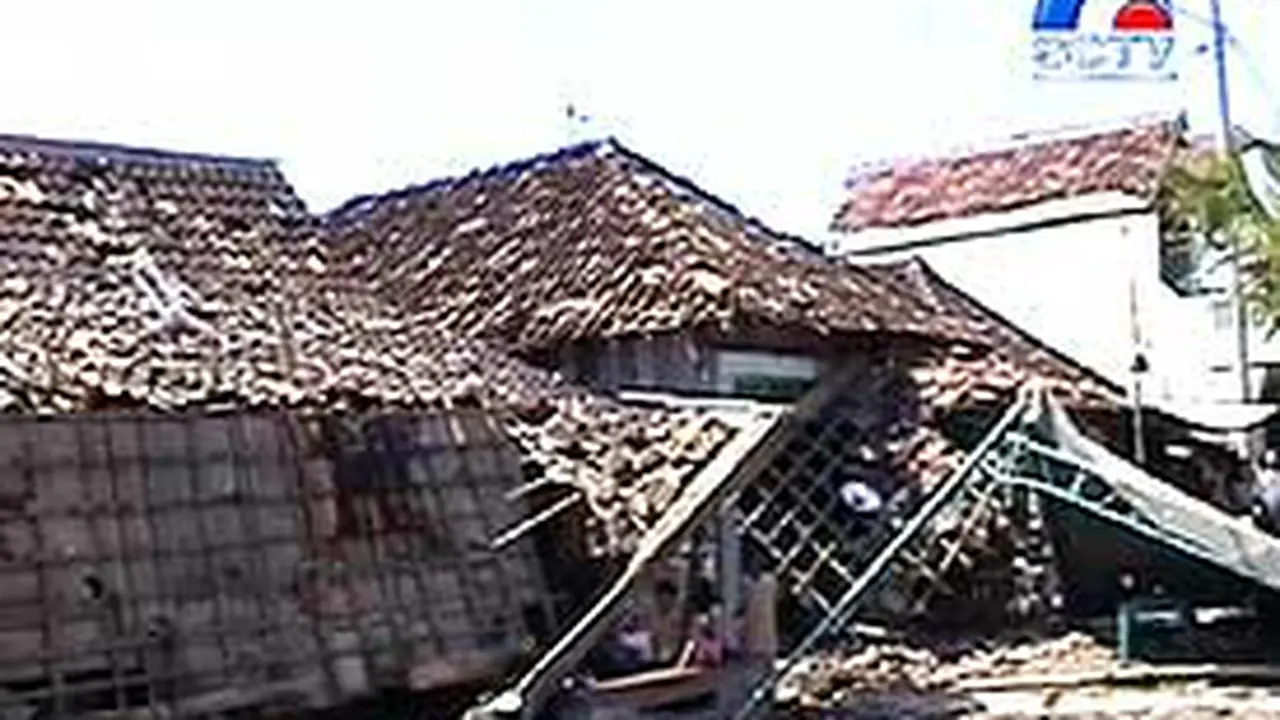250504aTawuran.jpg