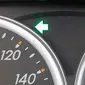 Lampu hazard untuk memberi informasi bahwa mobil dalam kondisi berhenti atau darurat. (Sigit TS/Liputan6.com)