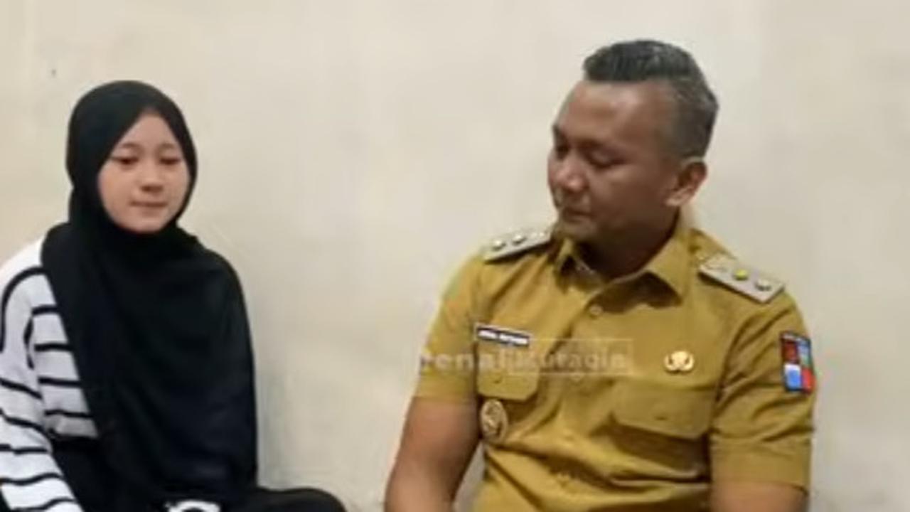 Dengar Cerita Siswi Nabila Tidak Bisa Ikuti Ujian, Wakil Walikota Bogor Tak Kuat Menahan Air Mata