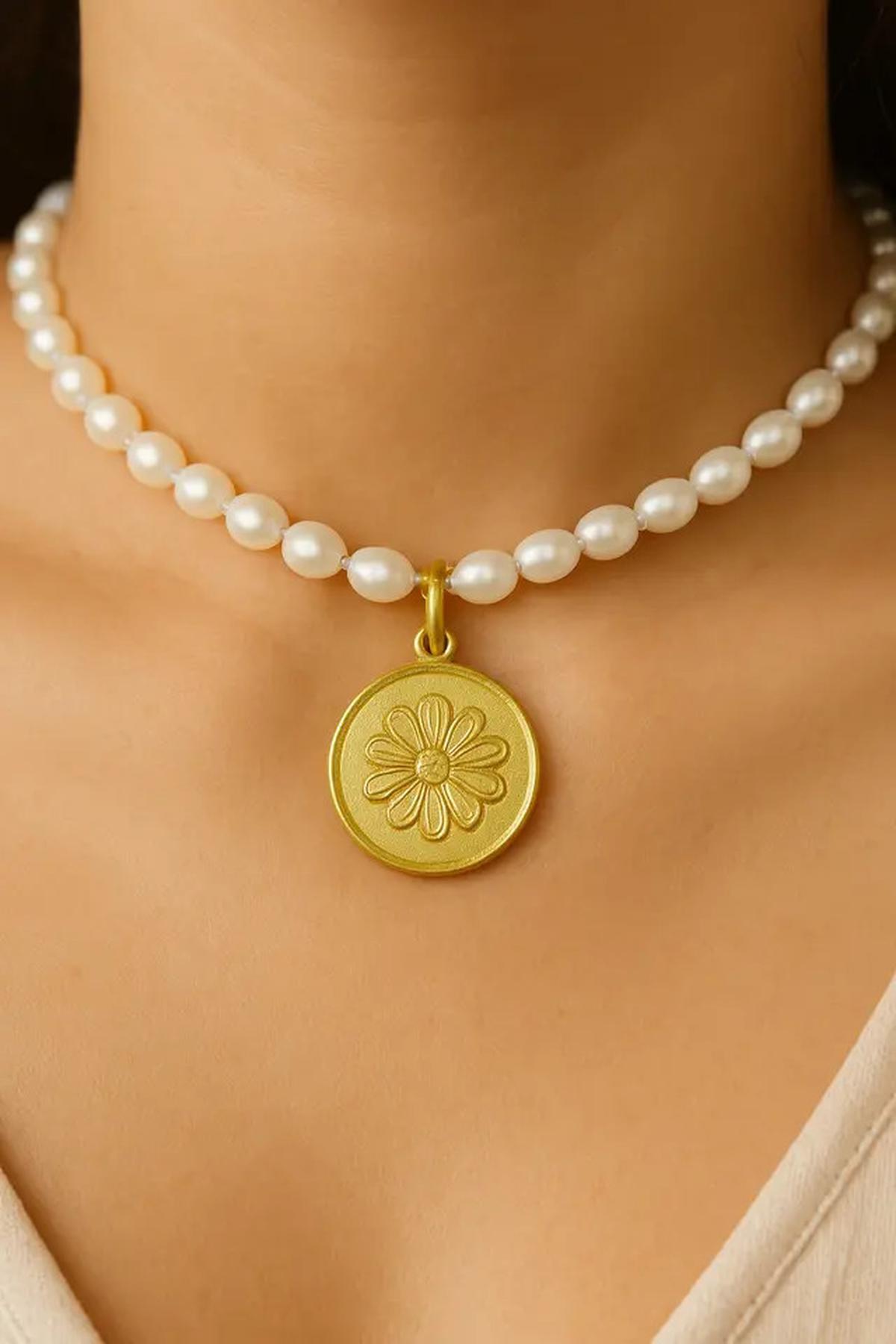 5 Model Kalung Emas Terbaru April 2025, Pilihan Elegan untuk Gaya Sehari-hari