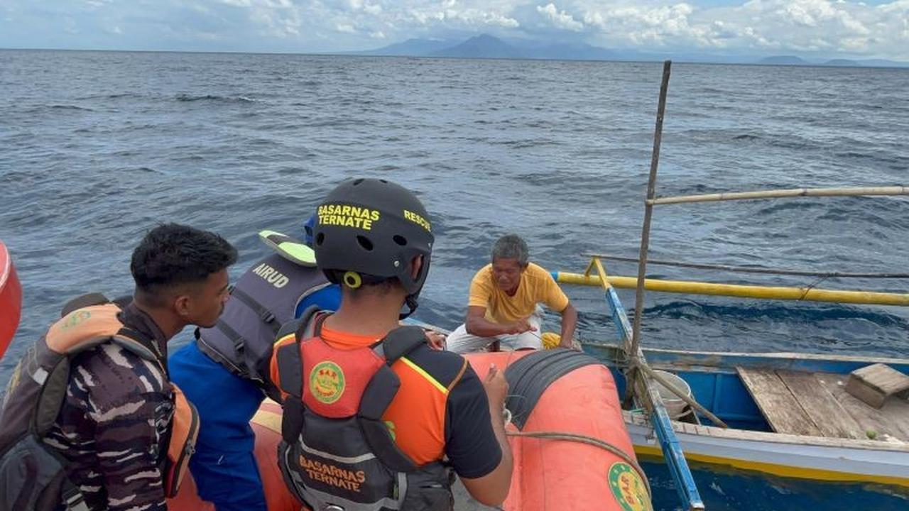 Kisah Heroik Tim SAR: Nelayan Halut Selamat Setelah Perahu Mati Mesin Dihantam Gelombang Tinggi