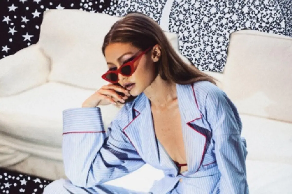 Tren Lipstik Abu-Abu ala Gigi Hadid