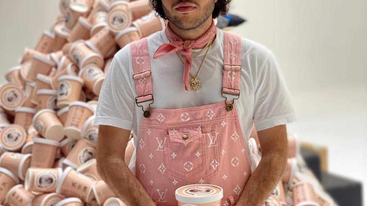 Profil Benny Blanco, Produser Musik yang Baru Saja Melamar Selena Gomez