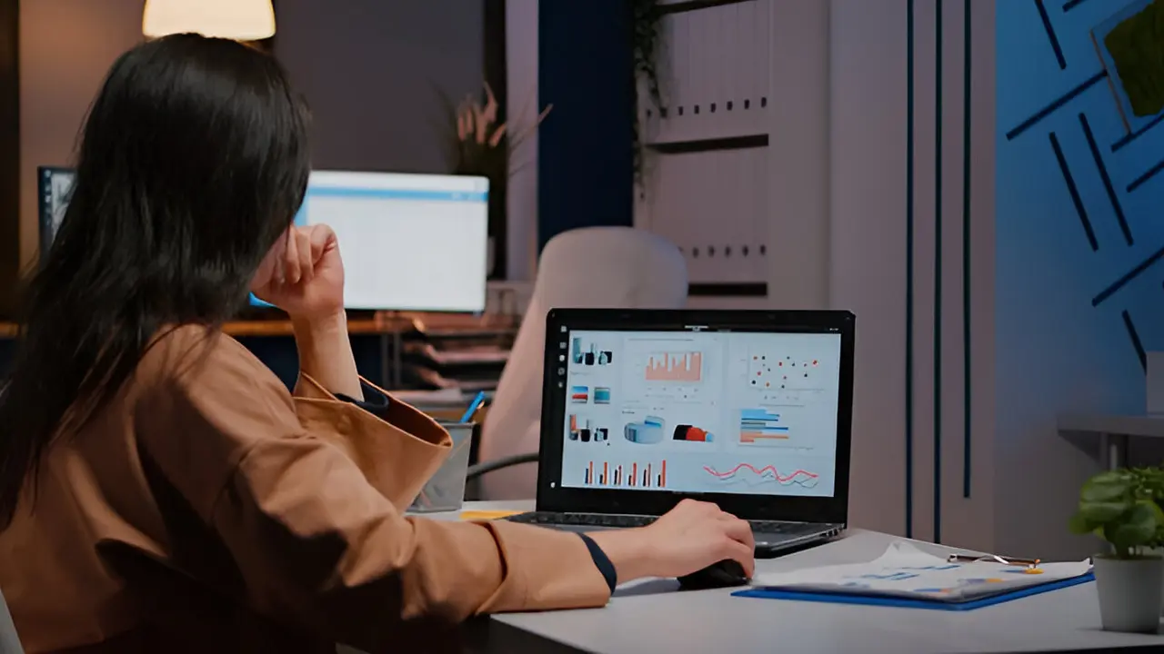 Tenang Tapi Tetap Produktif, Ini Deretan Profesi Ideal untuk Kamu Si Introvert - 3