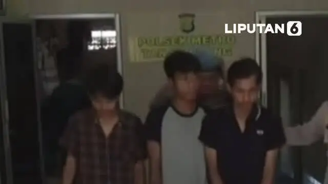Komplotan Copet Beraksi Di Bus Transjakarta