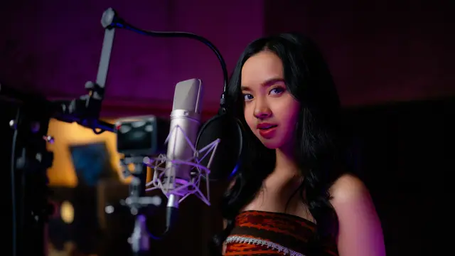 "Jauh Di Sana" resmi diluncurkan sebagai soundtrack versi bahasa Indonesia dari film animasi "Moana 2" oleh Lyodra (Dok/Disney Indonesia/Moana 2)