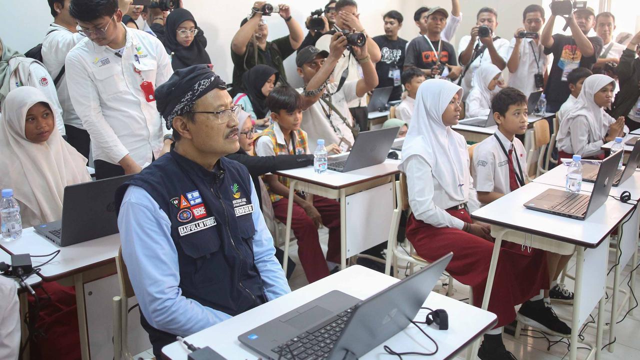 FOTO: Riang Gembira Calon Siswa Sekolah Rakyat Jalani Program Simulasi di Sentra Handayani