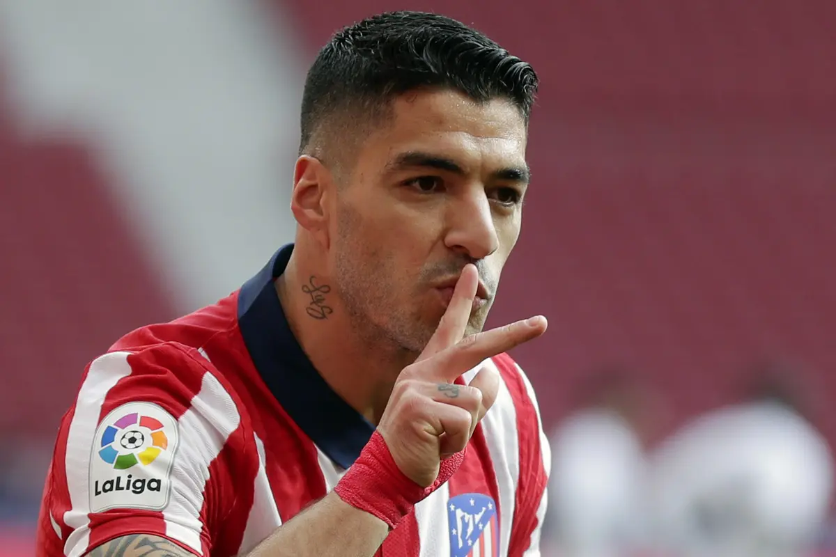 FOTO: Luis Suarez dan Karim Benzema Cetak gol, Derbi Madrid Berakhir Tanpa Pemenang