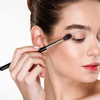 Tips makeup mata untuk remaja agar tampil natural & stylish (Foto/Dok: freepik.com/drobotdean)