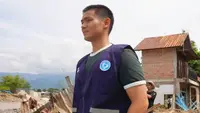 Jerhemy Owen galang donasi untuk kembalikan hutan Sumatra. (dok. Tangkapan Layar Instagram @jerhemynemo/https://www.instagram.com/p/DSDCa2_iQkk/?img_index=3&igsh=MW52NGFnMzNwNGU5aQ==/Salsa Nur Fadillah).