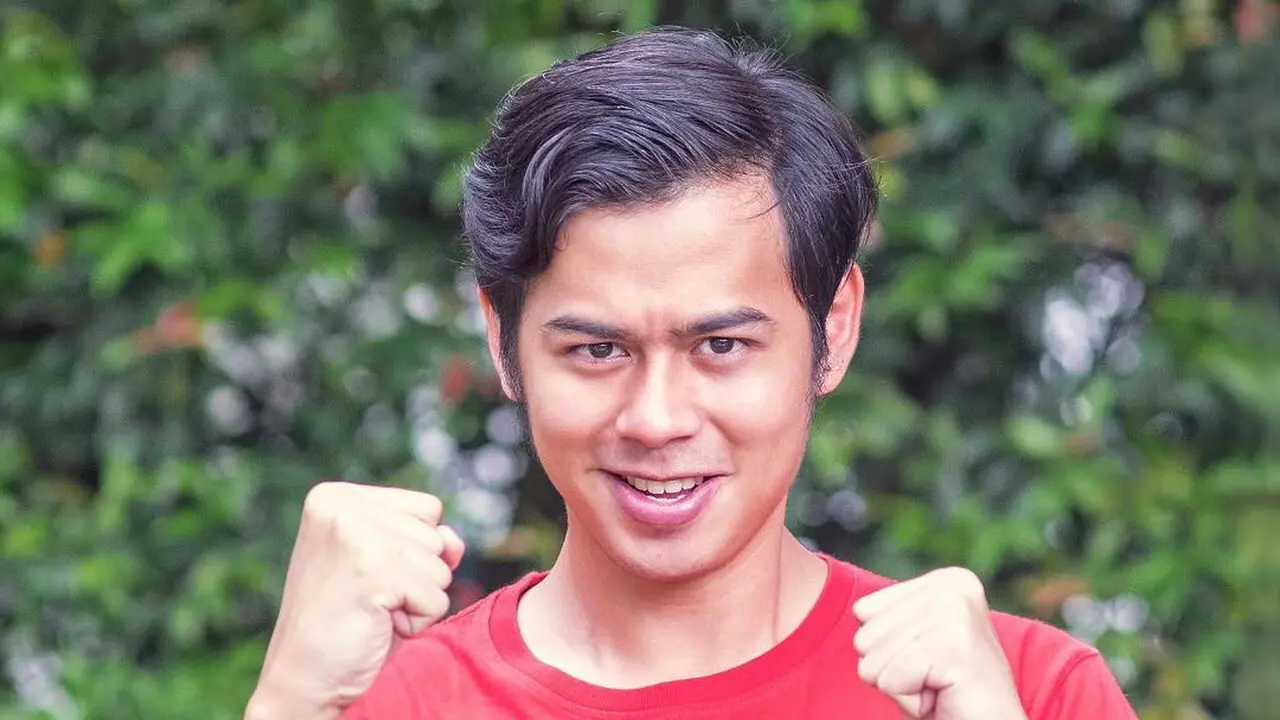 Surya Sahetapy, anak Ray Sahetapy dan Dewi Yull (Instagram/suryasahetapy)
