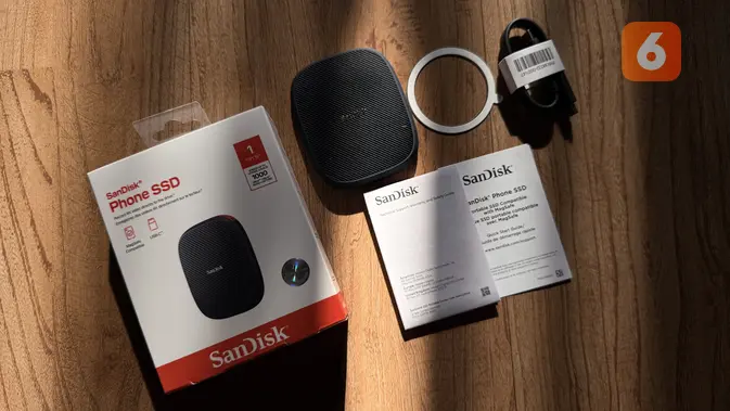 Paket penjualan SanDisk Phone SSD 1TB. Liputan6.com/Iskandar