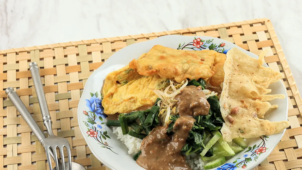 resep nasi pecel madiun