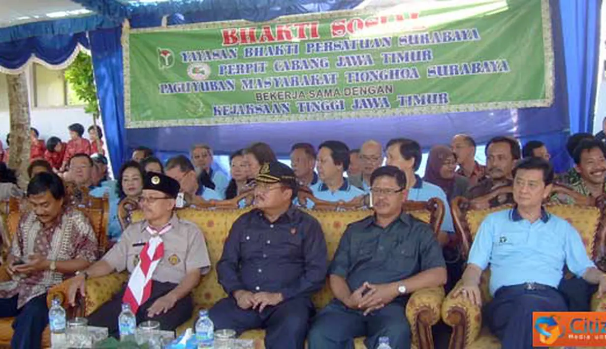 Citizen6, Ponorogo: Kajati Jawa Timur mengadakan baksos di Ponorogo. (Pengirim: Aprilia)