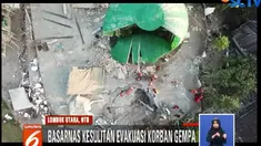 Saat gempa terjadi, puluhan warga melakukan salat isya berjamaah di Masjid Jabarnur.