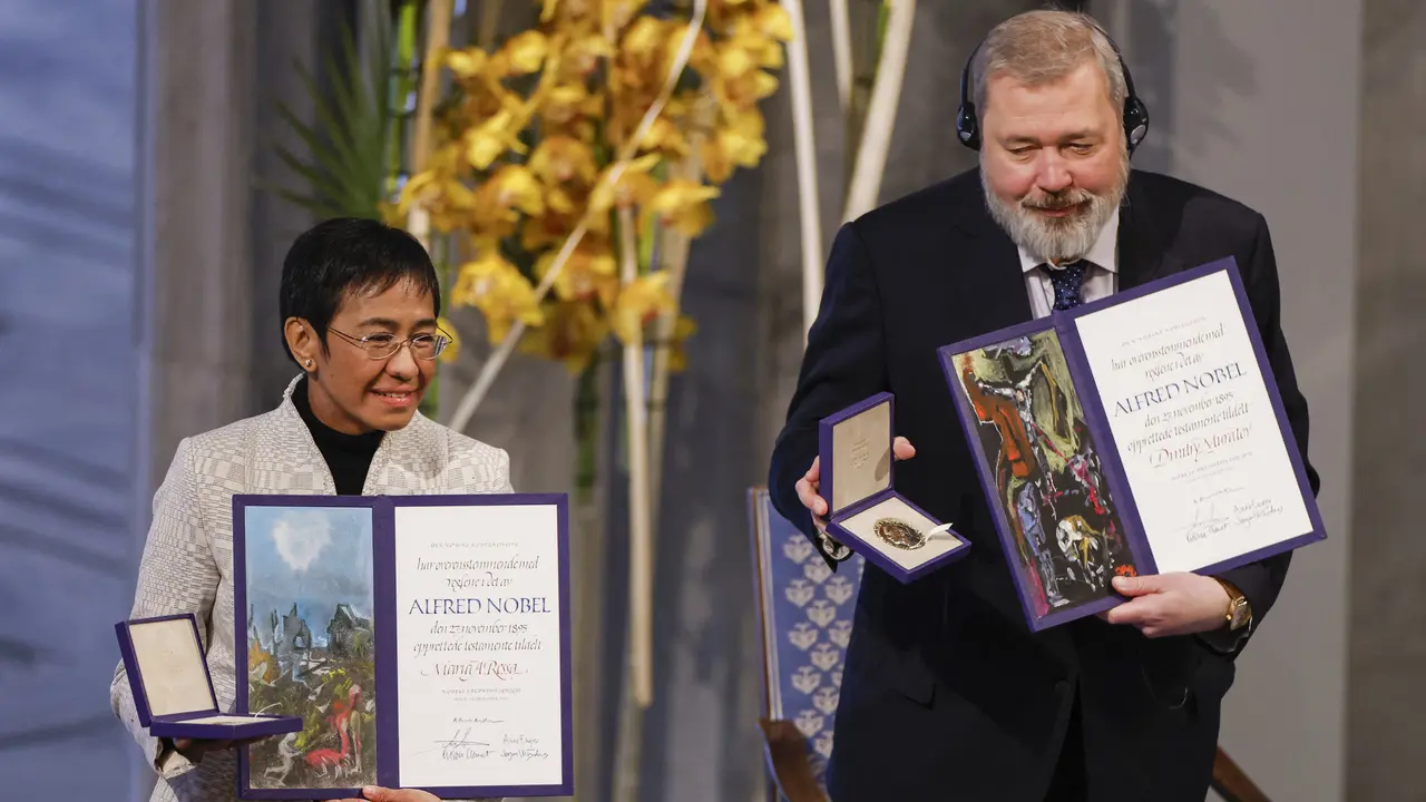Maria Ressa dan Dmitry Muratov
