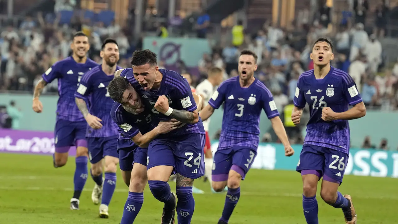 Julian Alvarez - Argentina - Piala Dunia 2022 - 1 Desember 2022