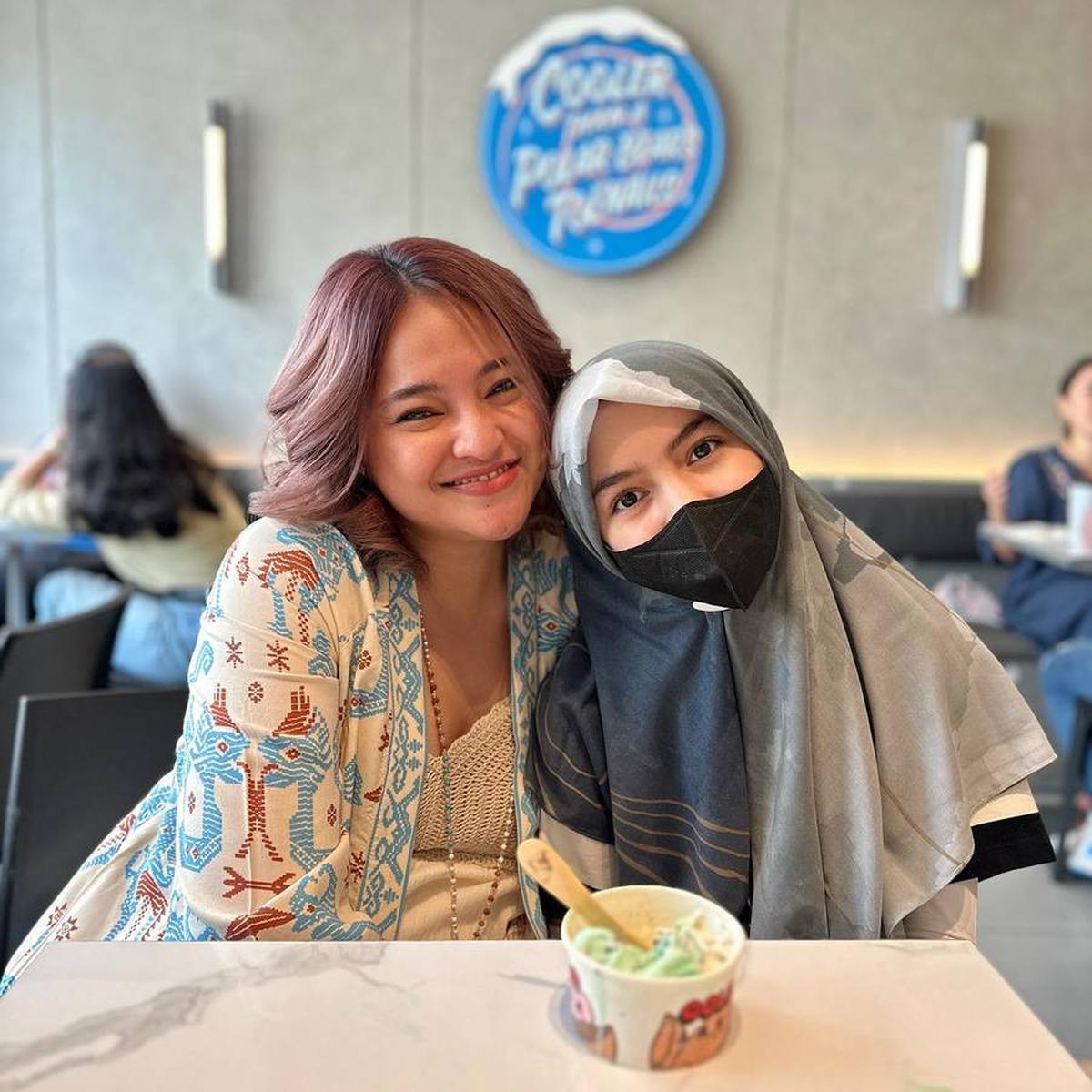 Tampil Berhijab