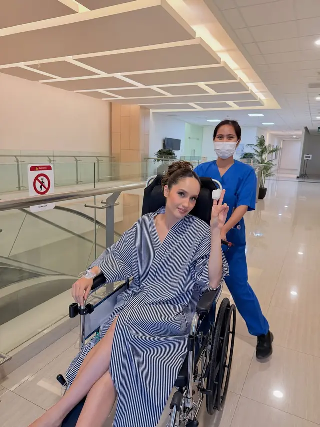 Jari Terluka Usai Bikin Konten MBG, Potret Cinta Laura Dioperasi dalam Keadaan ‘Baddie’