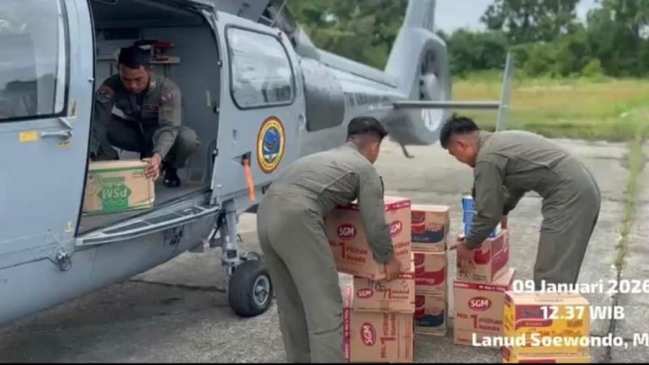 TNI AL Kembali Kirim Logistik Bencana ke Aceh Tamiang dengan Helikopter Canggih