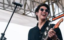 5 Potret El Rumi Manggung Bareng Andre Taulany and Friends, Guncang Festival Bareng Musisi-Musisi Kece