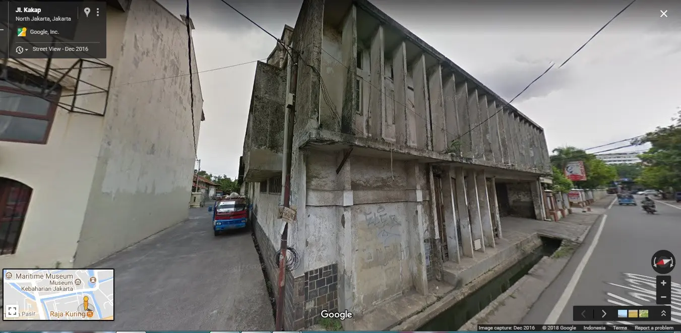 Gedung di antara Restoran Galangan VOC dan Raja Kuring Kota Tua (Liputan6.com/Google Street View)