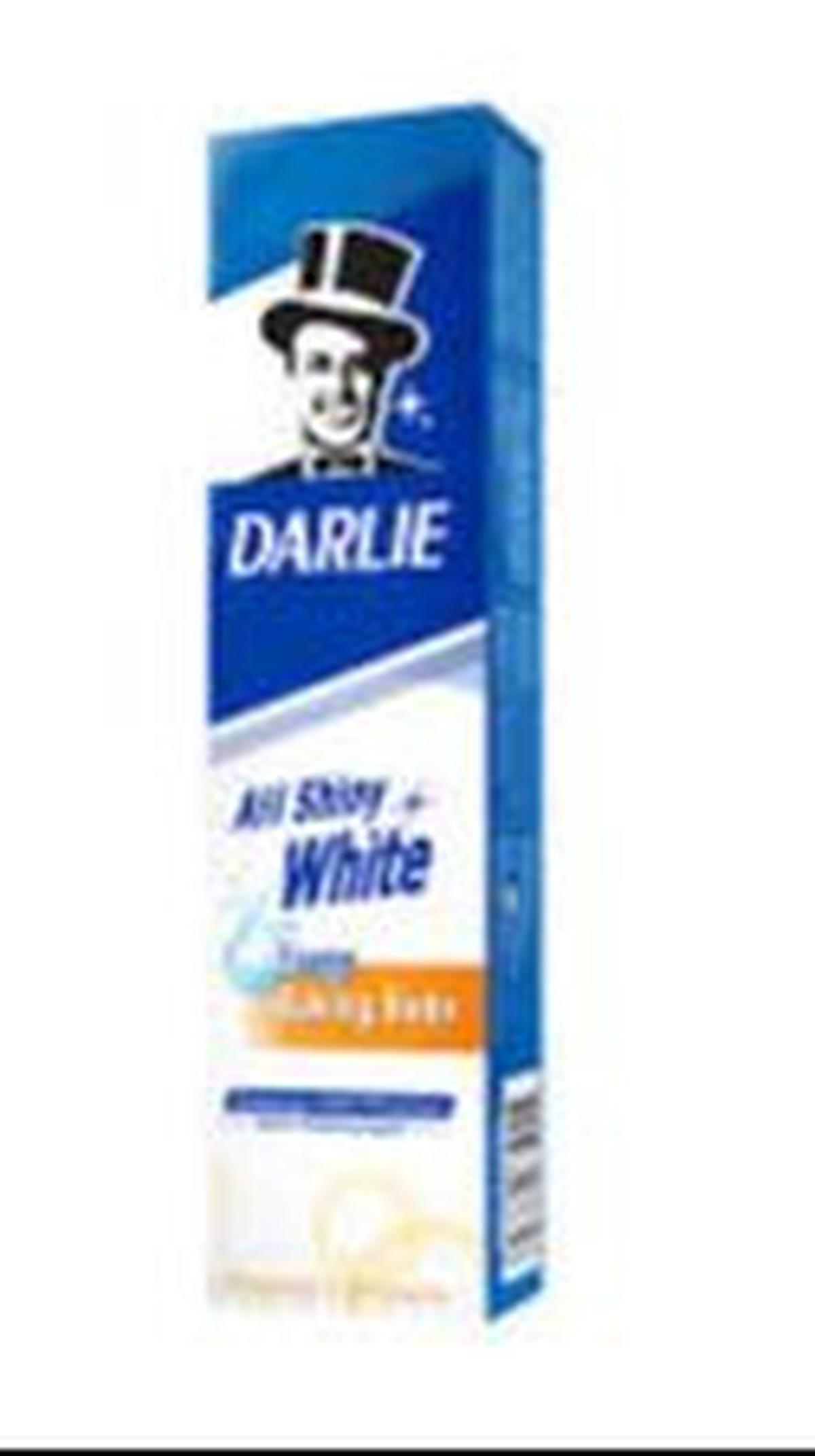 <b>Pasta Gigi Darlie All Shiny White Baking Soda</b>